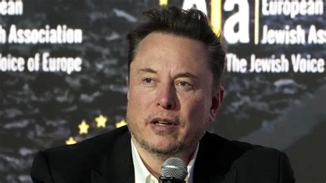 Eski Twitter yöneticileri Elon Muska 118 milyon Euroluk dava açtı